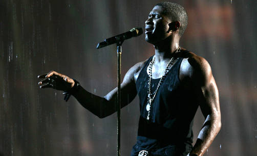 Usher retrasa su gira europea