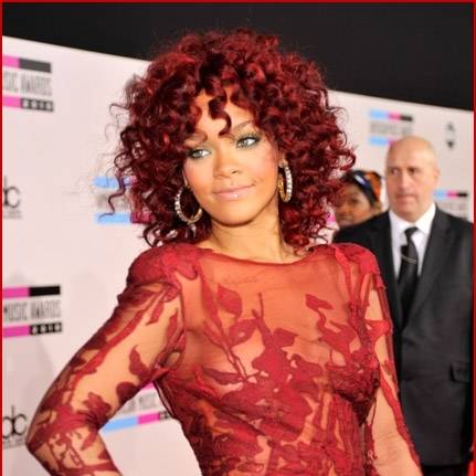 Rihanna asistirá a los Grammy a pesar de estar enferma
