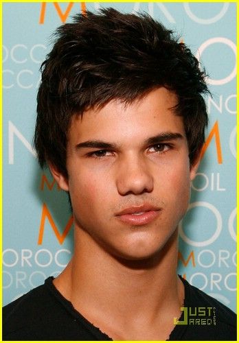 Taylor Lautner habla de su novia ideal en el show de Oprah Taylor Lautner habla de su novia ideal en el show de Oprah