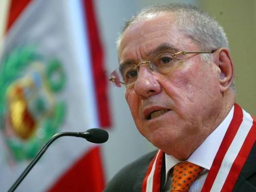 Villa Stein pide poner en vigencia el nuevo Código Procesal Penal en Lima Villa Stein pide poner en vigencia el nuevo Código Procesal Penal en Lima