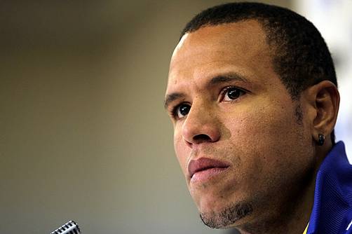 Luis Fabiano revisará su futuro en el Sevilla en enero