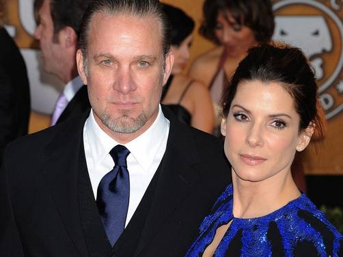 Sandra Bullock pasará navidad con Jesse James