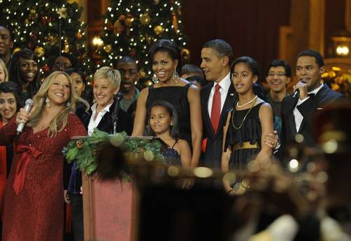 Barack Obama canto villancicos con Mariah Carey y Ellen Degeneres