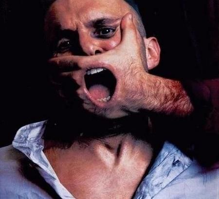 CUANDO EL PERIODISMO PIERDE SU ESENCIA FORMATIVA E INFORMATIVA CUANDO EL PERIODISMO PIERDE SU ESENCIA FORMATIVA E INFORMATIVA