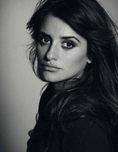 Penélope Cruz ultima detalles para recibir a su bebé