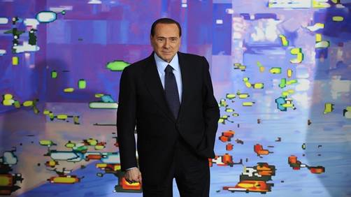 Silvio Berlusconi es investigado por relaciones sexuales con una menor