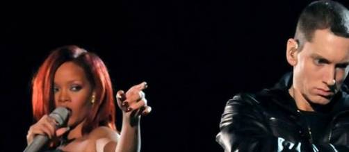 Vídeo: Rihanna y Eminem encantaron en los Grammy 2011