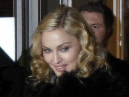 Madonna inubicable en Berlín deja plantados a fans y paparazzis