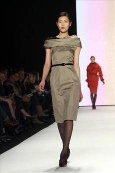 Carolina Herrera: Un homenaje a la mujer con su colección de 2012