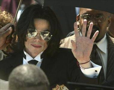 'Hollywood tonight' de Michael Jackson alcanza la categoría de disco de platino