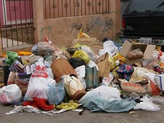 El Rimac produce 190 toneladas de basura diario El Rimac produce 190 toneladas de basura diario