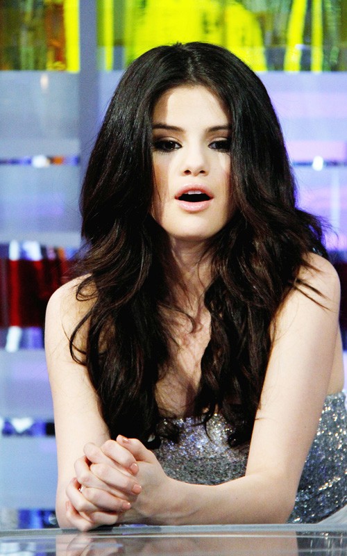 Fotos de Selena Gomez en el programa español 'El Hormiguero'