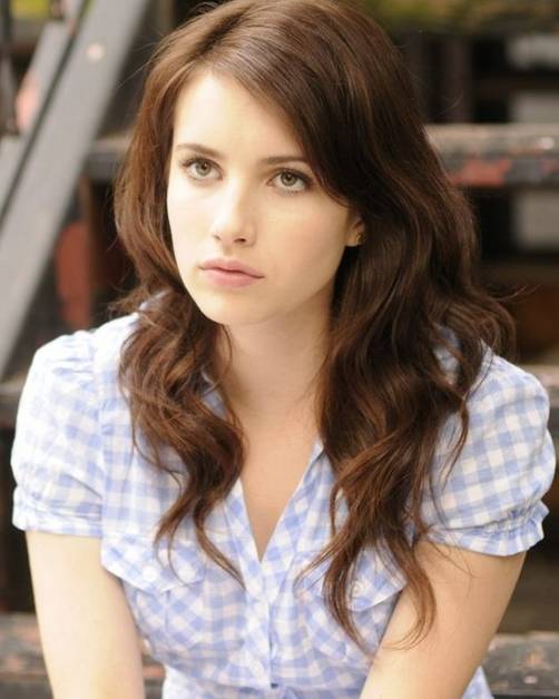 Emma Roberts en la película 'Twelve' Emma Roberts en la película 'Twelve'