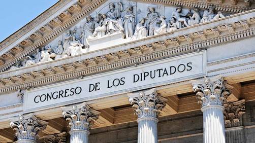 El iPhone gana por goleada a Blackberry, según diputados