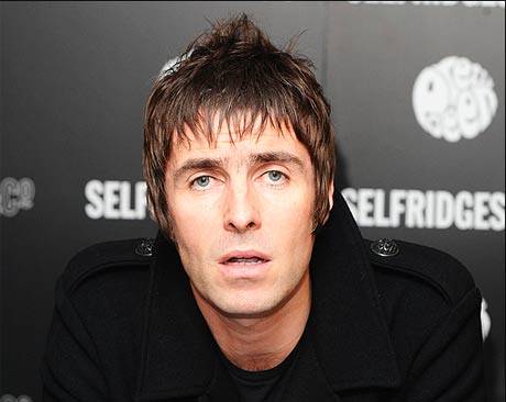 Liam Gallagher dice que su nueva banda 'Beady Eye' es mejor que Oasis