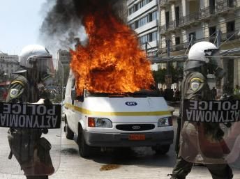 Día de los Trabajadores: La crisis marca los desfiles del 1° de mayo