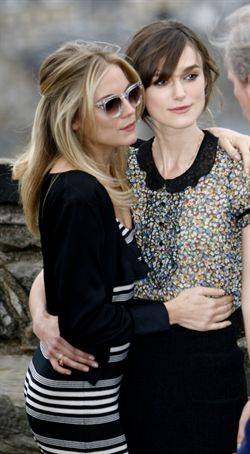 Keira Knightley y Sienna Miller se van de fiesta juntas