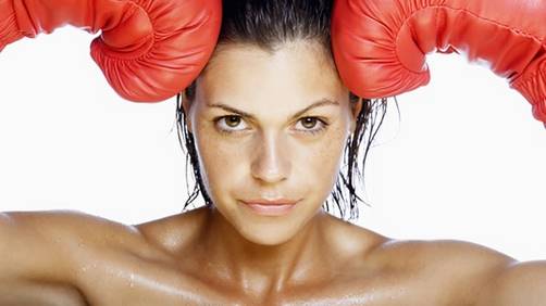 Sudar es bueno para la salud y difícil para las mujeres