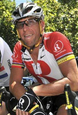 Lance Armstrong anuncia formalmente su retirada