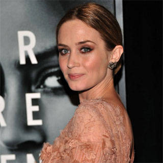 Emily Blunt asistió a la premier de Destino Oculto