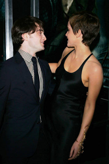 Daniel Radcliffe y Emma Watson compartieron miradas y gestos cómplices en Nueva York