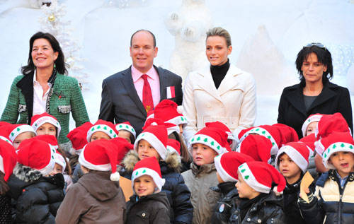 Charlene Wittstock reparte regalos a los niños del Principado de Mónaco