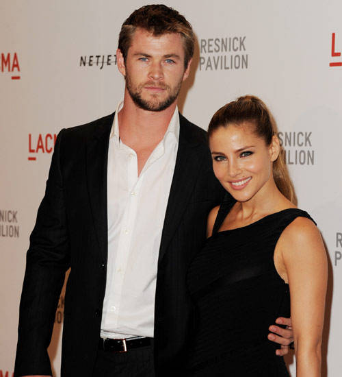 Elsa Pataky y Chris Hemsworth acuden separados a los Golden Globe