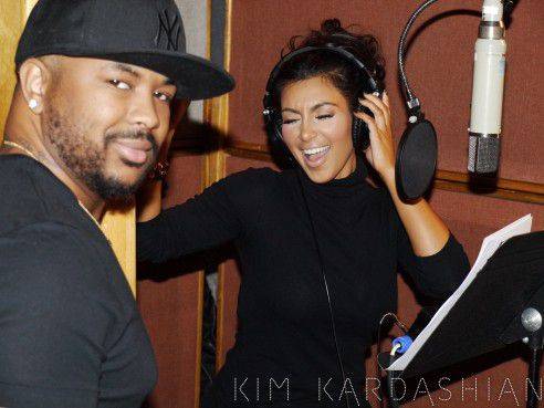 Kim Kardashian graba primer disco y publica fotos en Twitter