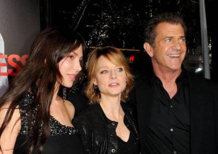 Jodie Foster defiende nuevamente a Mel Gibson