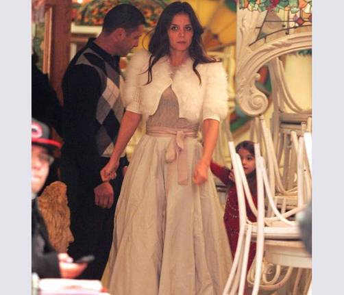Kate Holmes luce como una princesa