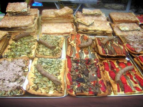 España: La torta de pascua y la coca, tradición gastronómica