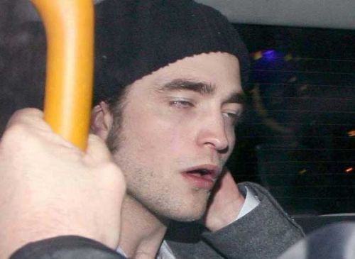 Robert Pattinson será alcohólico y drogadicto en nueva película