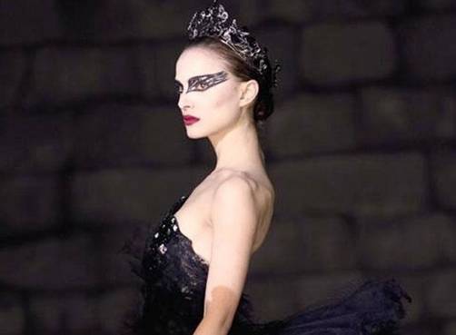El trailer de Black Swan con la ganadora del Globo de Oro 2011, Natalie Portman
