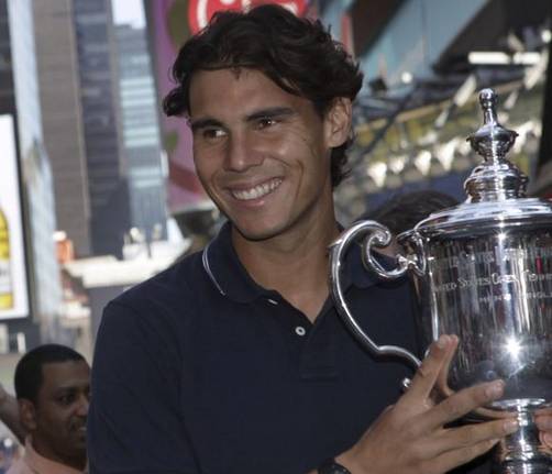 Rafael Nadal entre el equipo español de la Davis frente a Bélgica