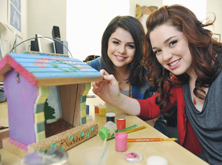Selena Gómez y Jennifer Stone son amigas desde la pubertad
