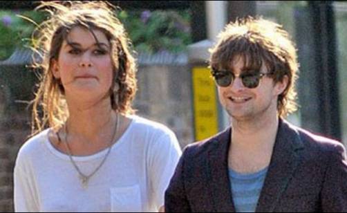 Daniel Radcliffe estará alejado de su novia