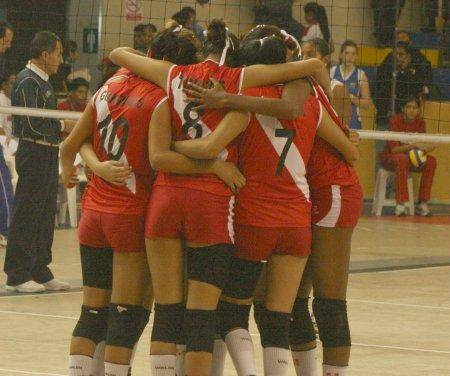 Voleibol vs fútbol Voleibol vs fútbol