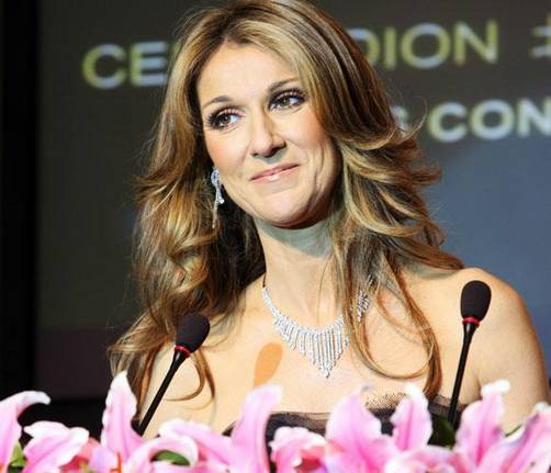 Céline Dion es admitida en un hospital para evitar nacimiento prematuro de sus mellizos