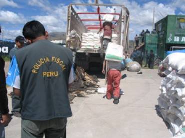 Policia incauta mercadería ilegal con un valor de 100 mil soles