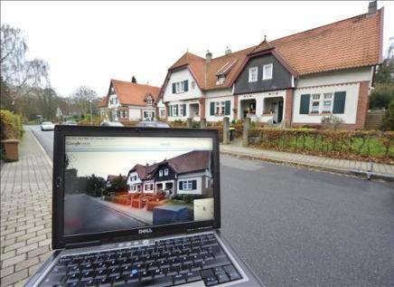 Google 'Street View' arranca en Alemania con miles de edificios difuminados