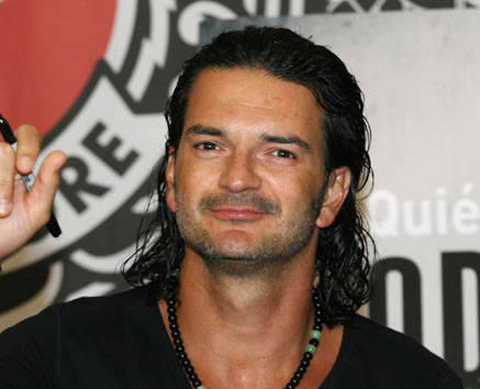 Ricardo Arjona lanza clip de 'Vida'