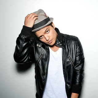 Bruno Mars arrasa con 'Grenade'