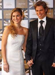 Carlos Baute se casará con su novia Astrid Klisans