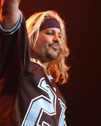 Vince Neil vocalista de Mötley Crüe va a prisión Vince Neil vocalista de Mötley Crüe va a prisión
