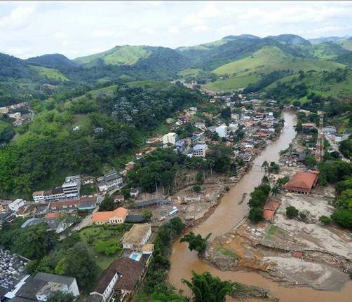 Brasil: Víctimas por lluvia incrementan en Río de Janeiro