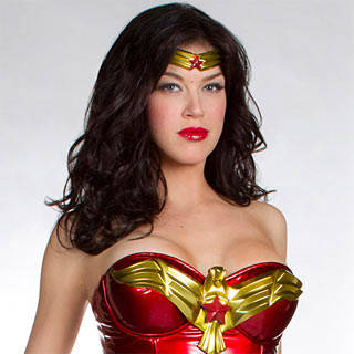 Adrianne Palicki en la primera imagen como Wonder Woman