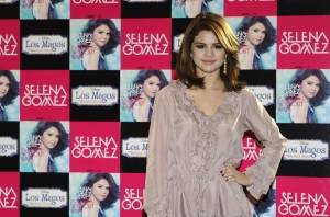 Selena en el lanzamiento de AYWR en España