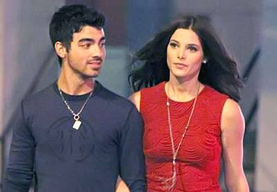 Ashley Greene no quiere hablar de Joe Jonas Ashley Greene no quiere hablar de Joe Jonas