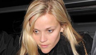 Reese Witherspoon: 'No es muy buena idea hablar de tus ex en una primera cita' Reese Witherspoon: 'No es muy buena idea hablar de tus ex en una primera cita'