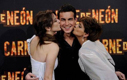 Mario Casas las 'trae locas'